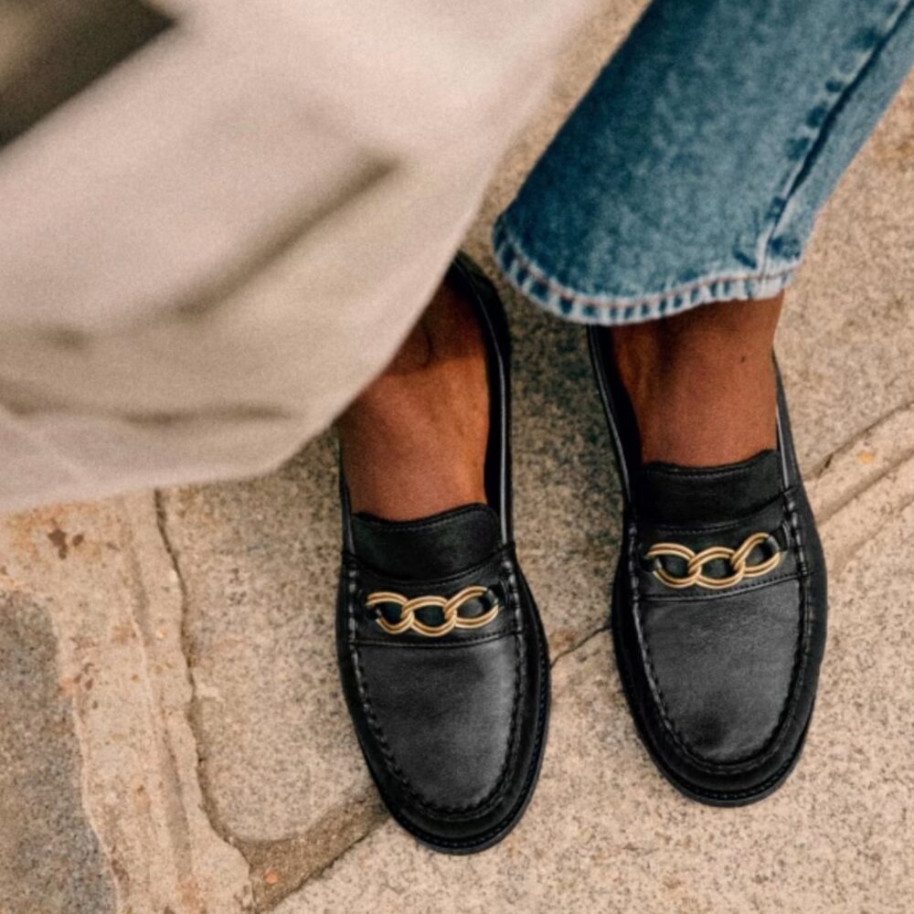 $225 SEZANE Vicky Loafer - Smooth Black 9 / 40